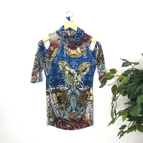 7Th Avenue New York & Co Cold Shoulder Top - Picture 1 of 7